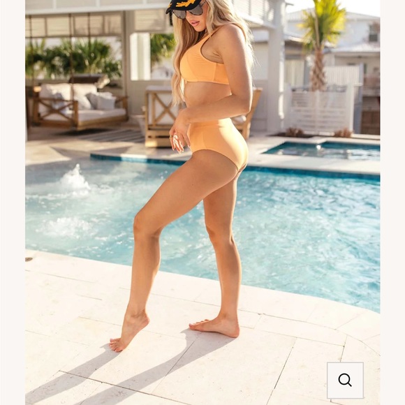 Brand New Never Worn! The Post Nashville Exclusive! Swim Suit size small. - Picture 4 of 9